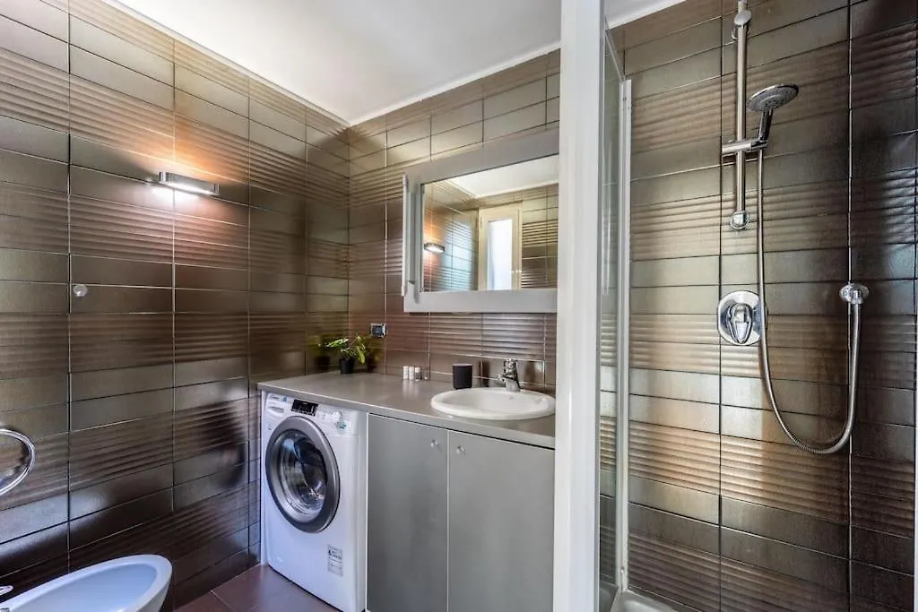 Napoleone'S Nest - Elegant And Central Milan Italy