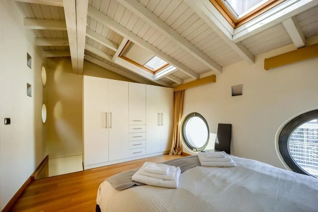 Napoleone'S Nest - Elegant And Central Milano