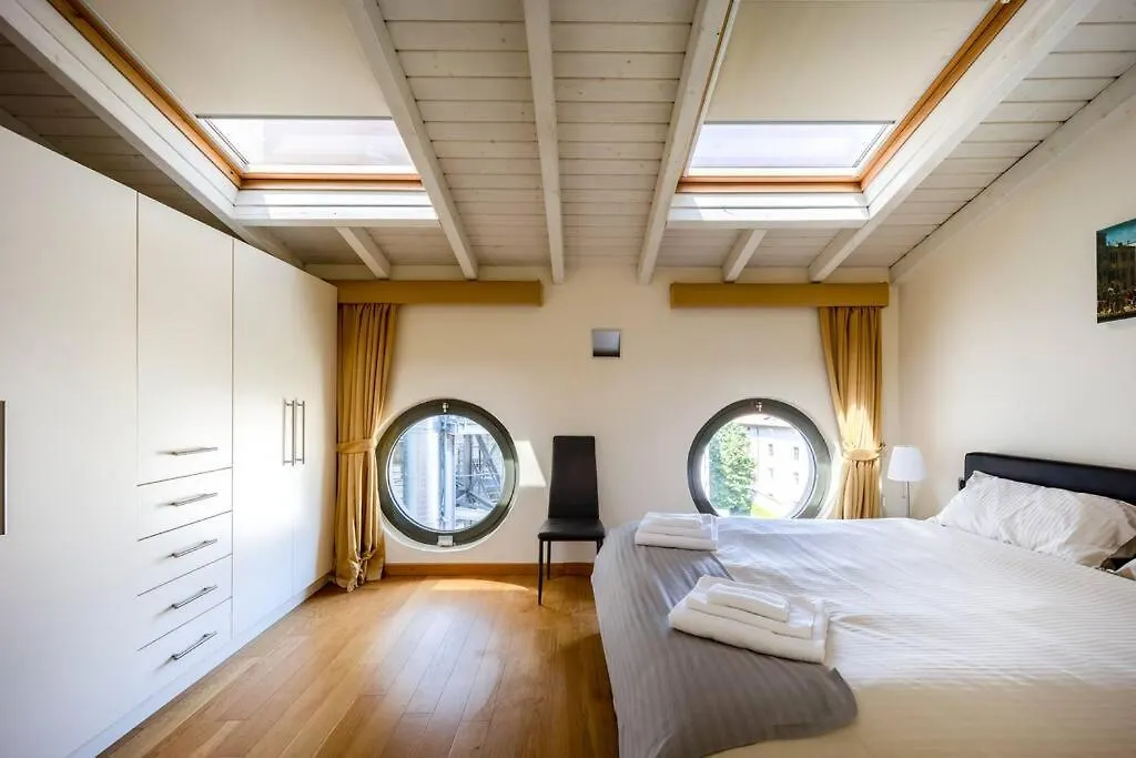 Apartment Napoleone'S Nest - Elegant And Central Milan