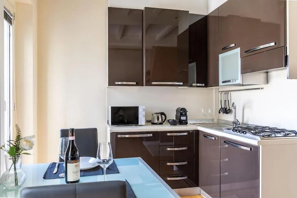 Apartment Napoleone'S Nest - Elegant And Central Milan